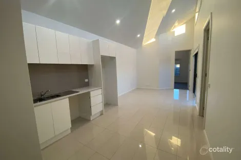 2/21 Sumers St, Laverton, VIC 3028