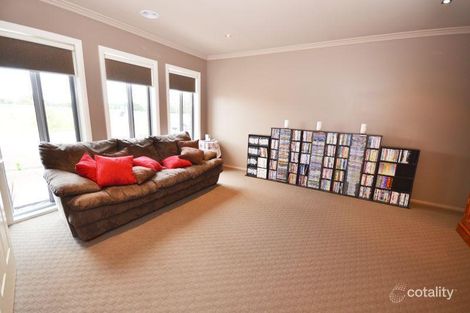 Property photo of 2 Bult Close Miners Rest VIC 3352