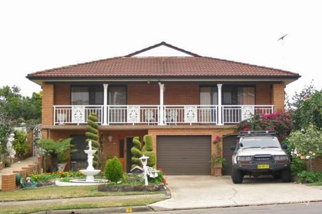 7 Corio Rd, Prairiewood, NSW 2176