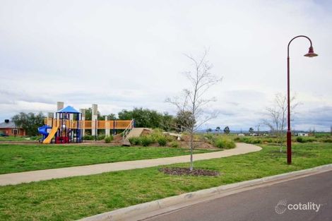 Property photo of 16 Ologhlen Drive Wyndham Vale VIC 3024