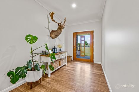 Property photo of 10 Flagstaff Road North Tamworth NSW 2340