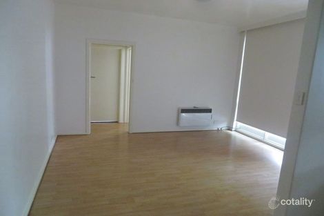 4/12 Robe St, St Kilda, VIC 3182