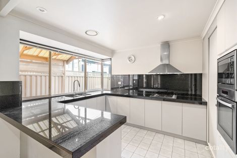 Property photo of 11 Glamis Road West Footscray VIC 3012