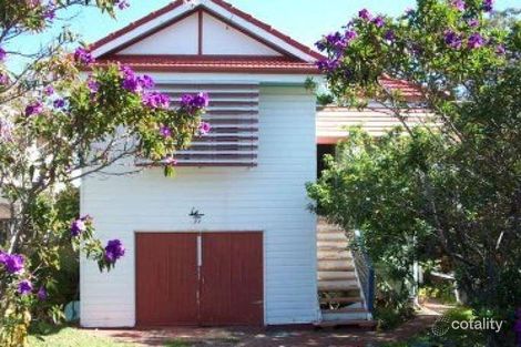 77 Seaville Ave, Scarborough, QLD 4020