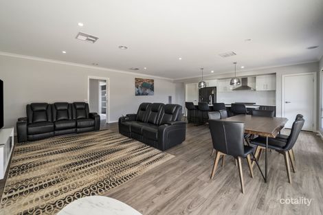 Property photo of 6 Java Court Kialla VIC 3631