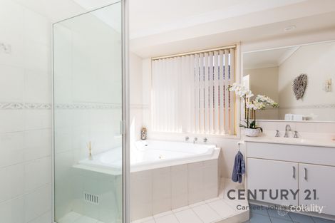 Property photo of 27 Agincourt Crescent Valentine NSW 2280