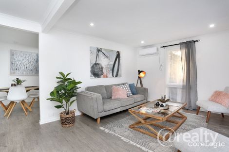 Property photo of 1 Castlecrag Close Endeavour Hills VIC 3802