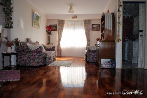 Property photo of 9 Ulooloo Road Gwandalan NSW 2259