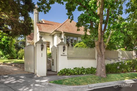 Property photo of 1 Thomas Court Eaglemont VIC 3084