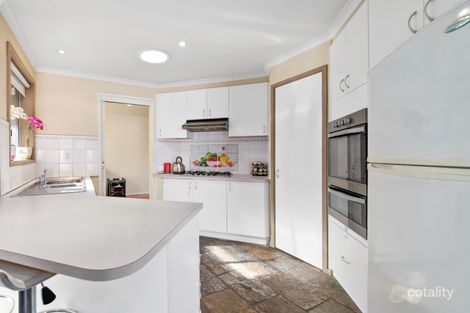 Property photo of 5 Hugo Court Narre Warren VIC 3805