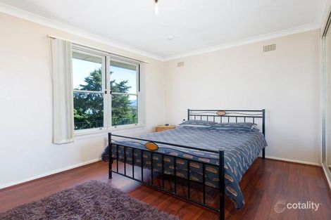 Property photo of 396 Northcliffe Drive Lake Heights NSW 2502