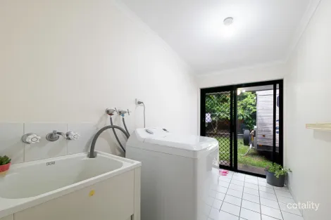 Property photo of 10 Cateran Close Cannonvale QLD 4802