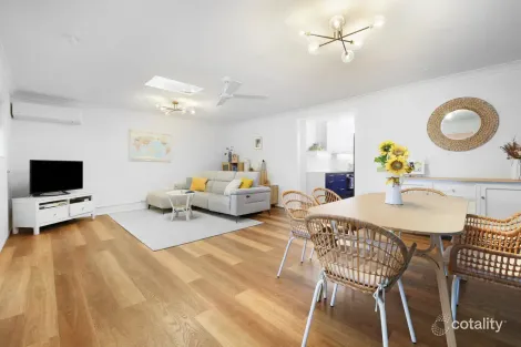 Property photo of 2/8 Crisp Court Miami QLD 4220