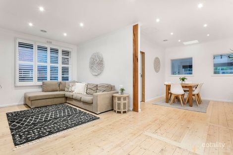 Property photo of 13 Wickham Road Hampton East VIC 3188