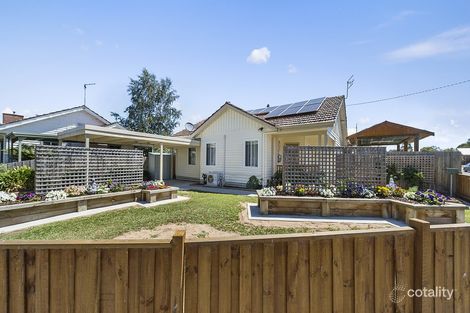 Property photo of 13 Johnstone Crescent Colac VIC 3250