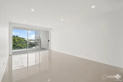 Property photo of 100 Holdsworth Street Coorparoo QLD 4151