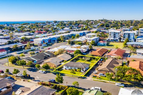 22 Ronald St, Wynnum, QLD 4178