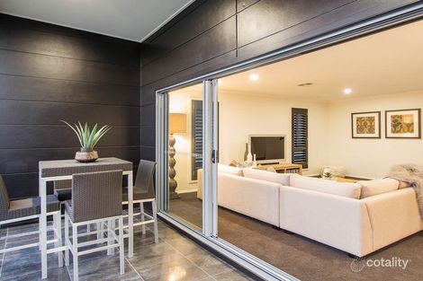 Property photo of 423 Looby Crescent Pimpama QLD 4209