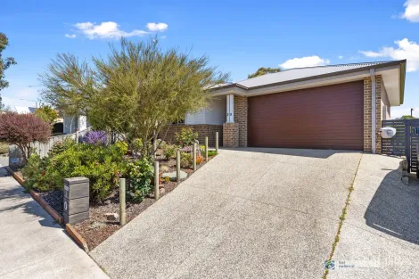 38 Goodwood Dr, Cowes, VIC 3922