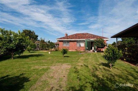 Property photo of 4 Studley Court Laverton VIC 3028