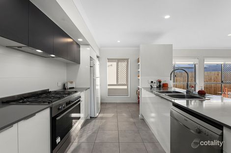 Property photo of 14 Acason Way Ripley QLD 4306