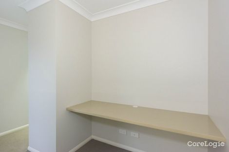 Property photo of 4/241D Mackenzie Street Centenary Heights QLD 4350