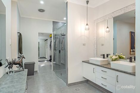 Property photo of 424 Dalrymple Road Kirwan QLD 4817