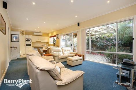 Property photo of 3 York Road Berwick VIC 3806