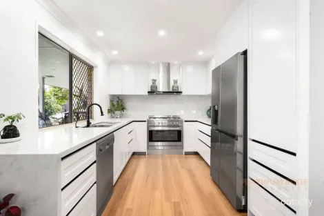 Property photo of 71 Markwell Drive Kooralbyn QLD 4285