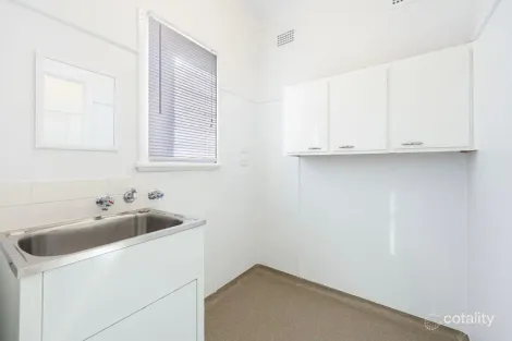 Property photo of 19 Croydon Avenue South Tamworth NSW 2340