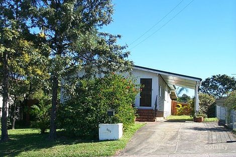 300 Dawson Pde, Arana Hills, QLD 4054