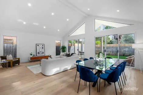 Property photo of 2/2 Trawalla Road Croydon VIC 3136