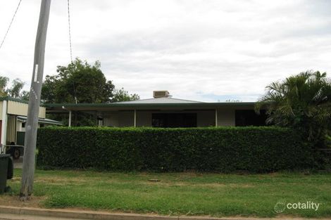 12 Sapphire Ave, Emerald, QLD 4720