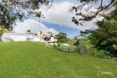 35 Koppen Tce, Mooroobool, QLD 4870