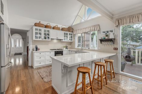 Property photo of 6 Plumtree Close Eltham VIC 3095