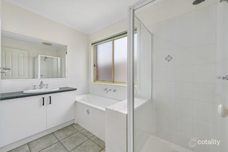 Property photo of 1/8 Timele Drive Hillside VIC 3037
