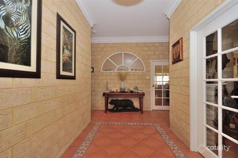 Property photo of 15 David Road Waikiki WA 6169