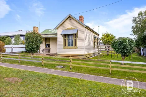 27 Palmer St, Ararat, VIC 3377