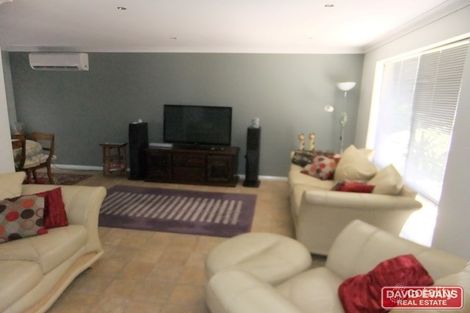 Property photo of 4 Dandaloo Crescent Wanneroo WA 6065