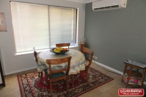 Property photo of 4 Dandaloo Crescent Wanneroo WA 6065