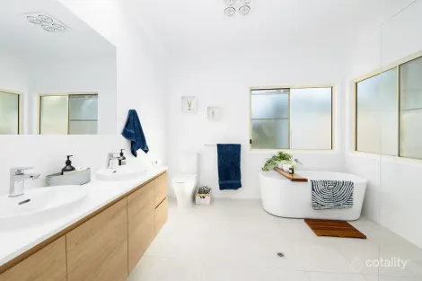 Property photo of 47 Halls Road Yangan QLD 4371