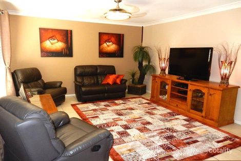 Property photo of 31 Warrina Avenue Summerland Point NSW 2259