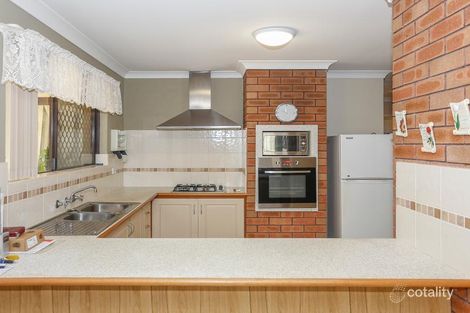 Property photo of 2 Panorama Gardens Ballajura WA 6066