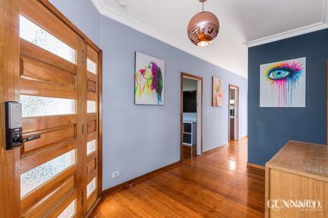 Property photo of 3 Barker Court Hamlyn Heights VIC 3215