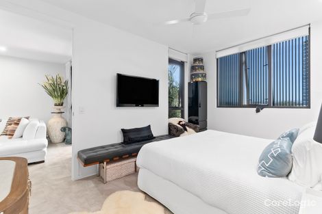 Property photo of 406/95 Old Burleigh Road Broadbeach QLD 4218