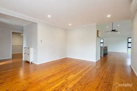 Property photo of 3 Blackbutt Place Leonay NSW 2750