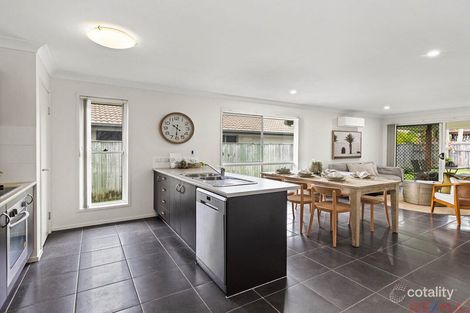 Property photo of 14 Citrus Grove Little Mountain QLD 4551