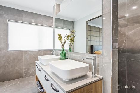 21 Franken Pl, Heathwood, QLD 4110