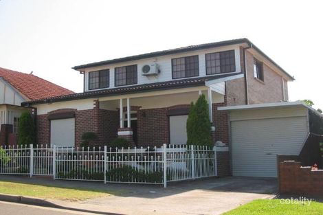 8 Greenhills St, Croydon, NSW 2132