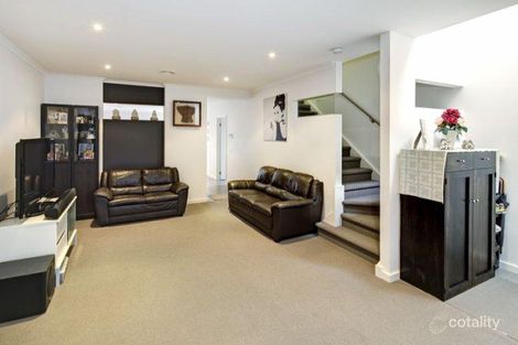 Property photo of 2 Ibrox Street Mulgrave VIC 3170